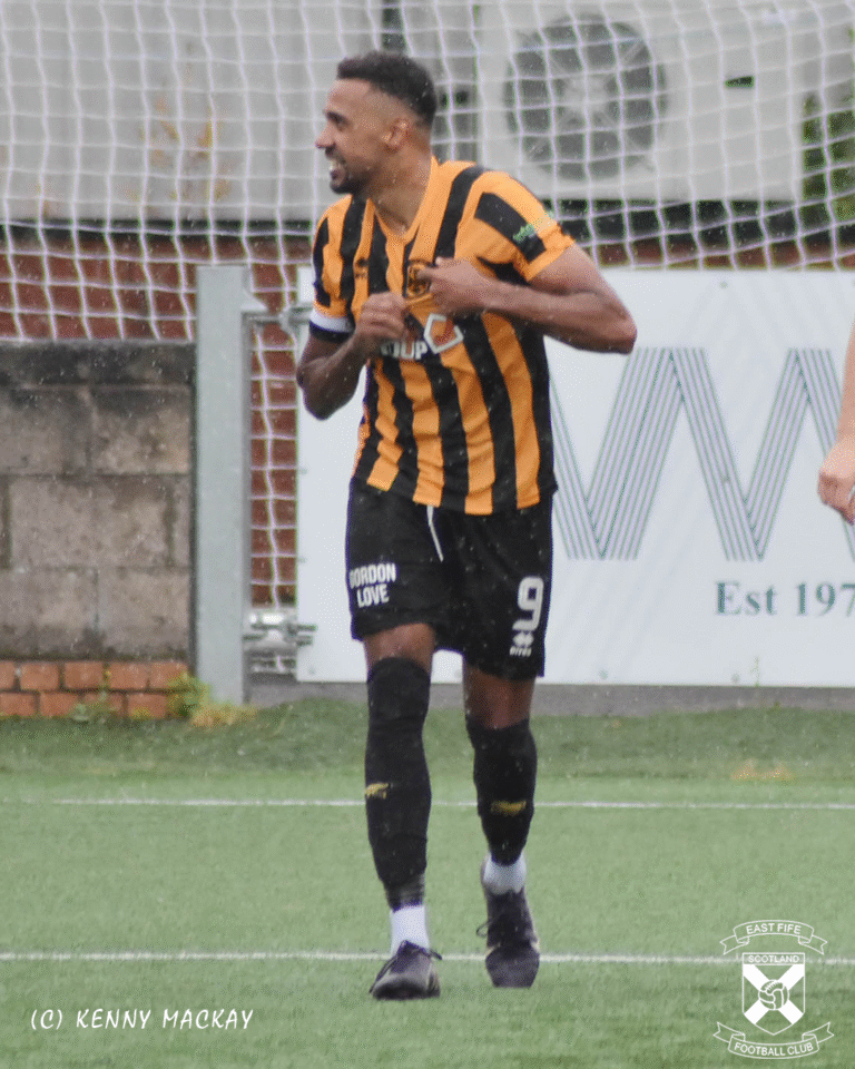 Stenhousemuir 9